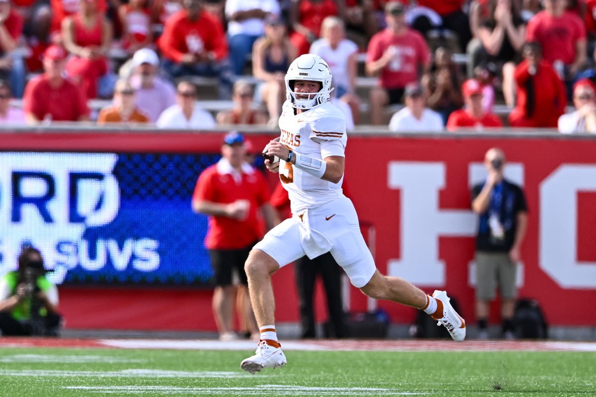 Quinn Ewers vs. Houston